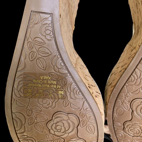 White Strappy Wedge Sandals With Cork Heel Size 9M By Carlos - Picture 5 of 8